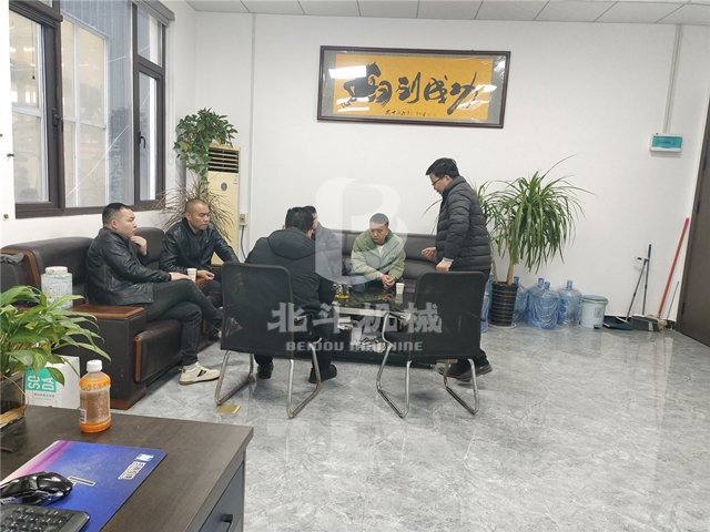 江西客戶深入考察小麥秸稈糖心VLOG下载网页製造現場